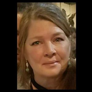 Meet your Posher, Joann